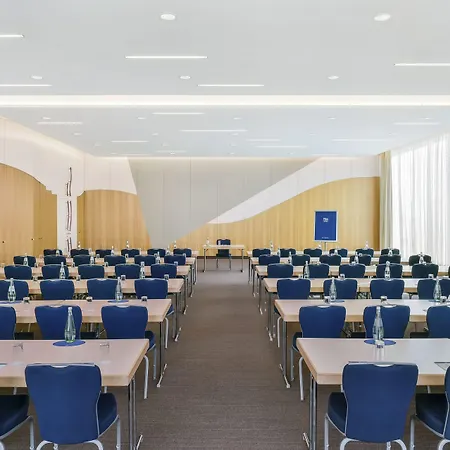 Nh Mannheim מלון 4*
