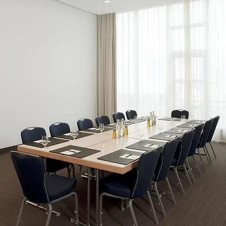 Nh Mannheim Szálloda 4*