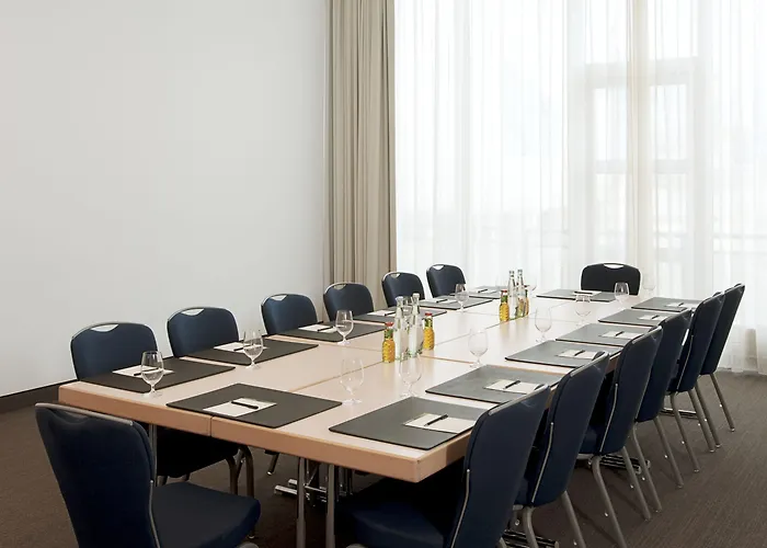 Nh Mannheim Hotel 4*