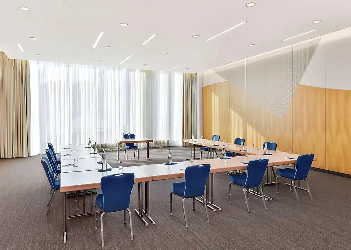 Nh Mannheim Hotel 4*